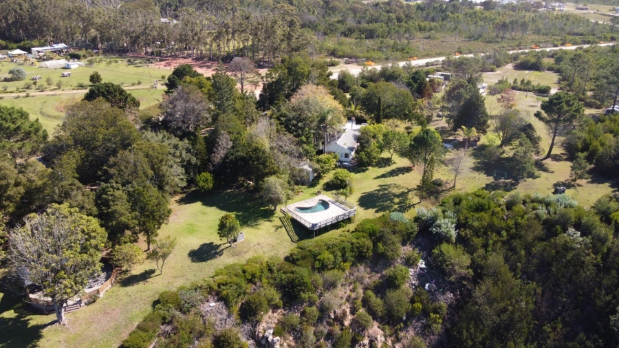 4 Bedroom Property for Sale in Roodefontein AH Western Cape
